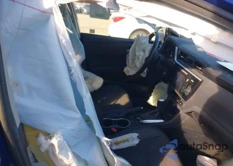 2017 Toyota Corolla Se z USA, uszkodzony, nr VIN 2T1BURHE0HC912145